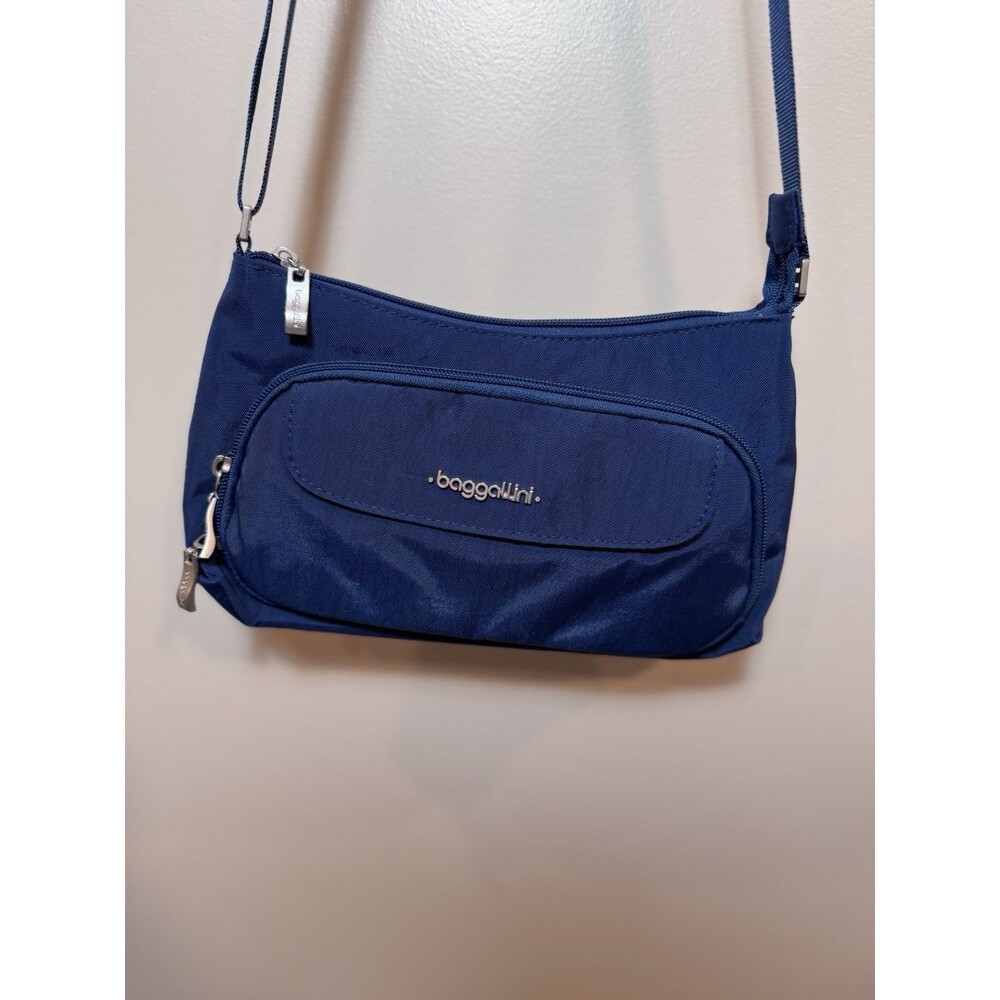 Baggallini Navy Everyday Original Crossbody Bag N W/O Tags Perfect For Summer